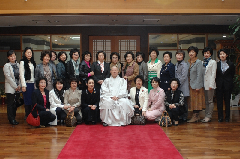 2010.03.24_불교여성개발원 부산지원 임원 예방 (65)